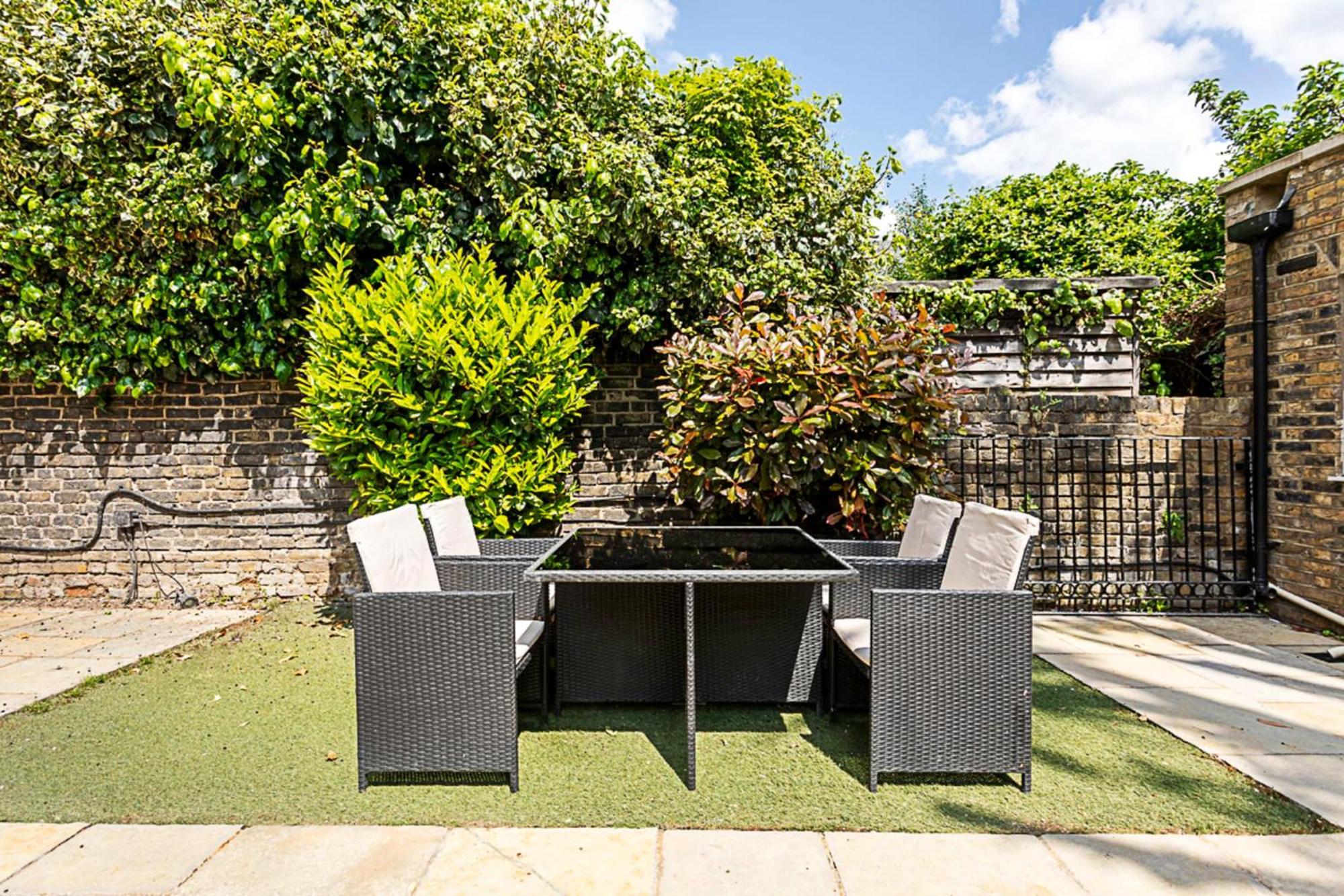 Charming Garden Studio Appartamento